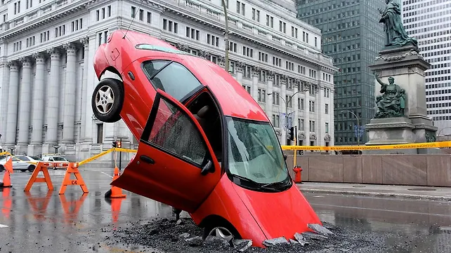Strict Motor Vehicle Bill may hold govt bodies responsible for poor roads Strict Motor Vehicle Bill may hold govt bodies responsible for poor roads