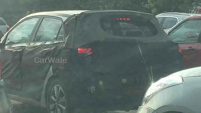 Hyundai i20 facelift spied testing again