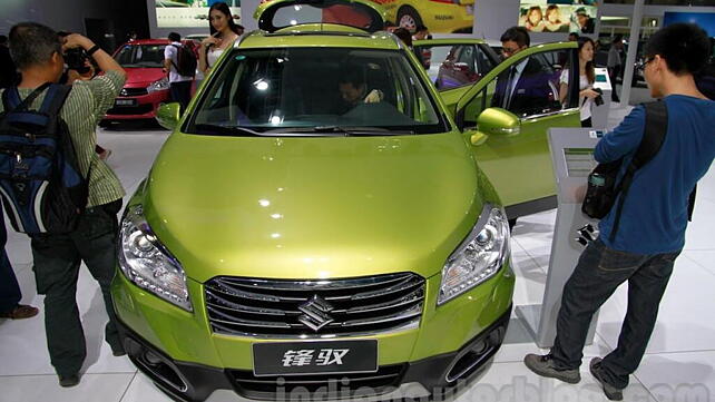 Suzuki SX4 S-Cross displayed at Guangzhou Motor Show