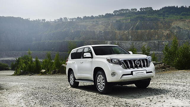 Toyota officially unveils the 2013 Land Cruiser Prado