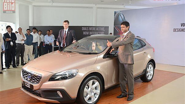 Volvo launches V40 Cross Country in India for Rs 28.50 lakh