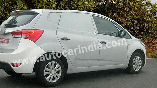 Hyundai MPV spotted testing in Tamil Nadu