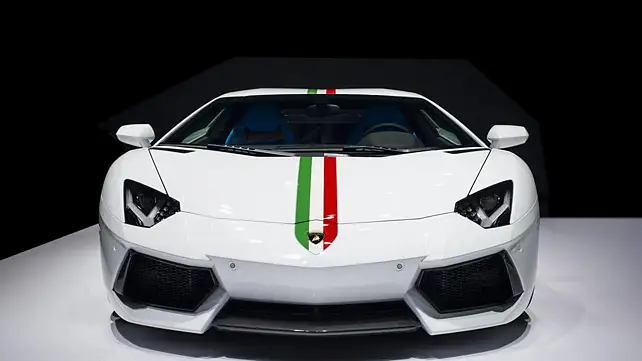 Lamborghini Huracan racks up 1,500 bookings; Aventador LP700-4 Nazionale unveiled at Beijing Lamborghini Huracan racks up 1,500 bookings; Aventador LP700-4 Nazionale unveiled at Beijing