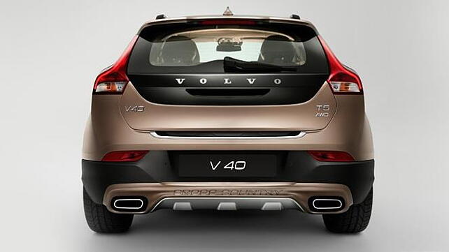 Volvo V40 Cross Country petrol variant to be launched on April 20