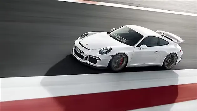 Porsche 911 GT3 with rear-wheel steering shown in official video Porsche 911 GT3 with rear-wheel steering shown in official video