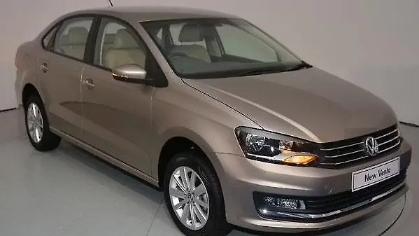 Volkswagen reveals the Vento facelift Volkswagen reveals the Vento facelift