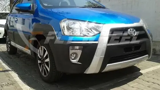 Toyota Etios Cross spotted uncamouflaged at a dealership Toyota Etios Cross spotted uncamouflaged at a dealership