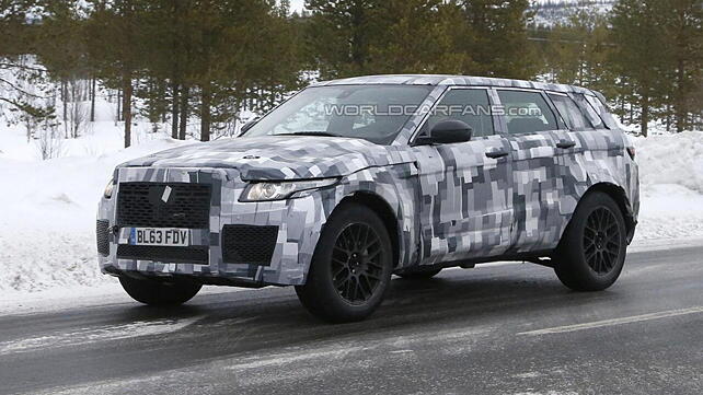 Land Rover Freelander replacement spotted undergoing cold weather testing