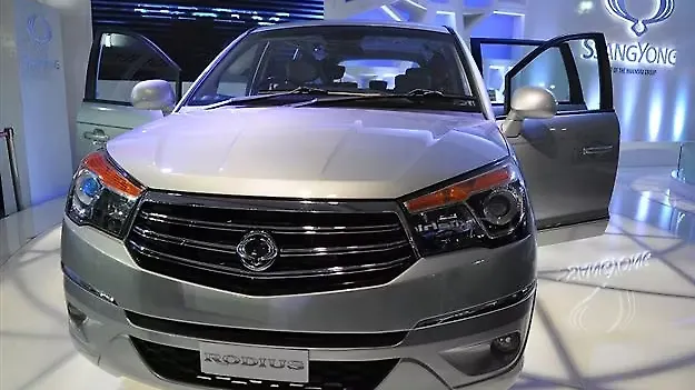 Ssangyong Rodius MPV and Rexton 2.0 revealed at the Auto Expo Ssangyong Rodius MPV and Rexton 2.0 revealed at the Auto Expo