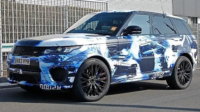 Range Rover Sport RS spotted testing in a blue body wrap Range Rover Sport RS spotted testing in a blue body wrap