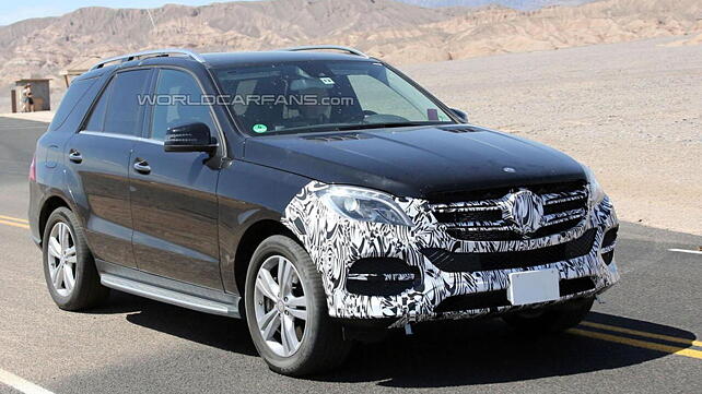 Mercedes-Benz ML facelift spied on test again