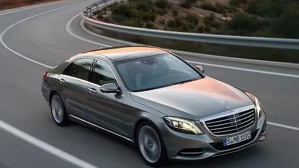 Mercedes-Benz starts accepting bookings of the S350 CDI and the GLA 220 CDI in India Mercedes-Benz starts accepting bookings of the S350 CDI and the GLA 220 CDI in India