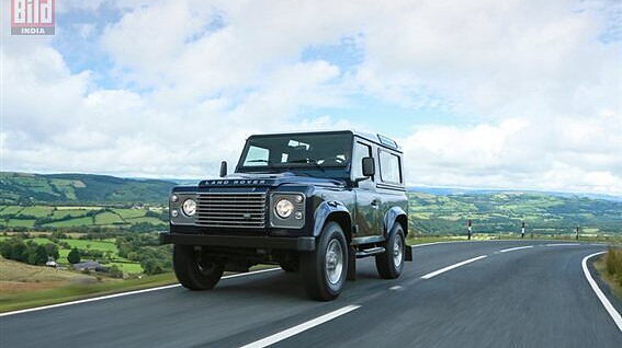 Land Rover Defender production to stop by December 2015