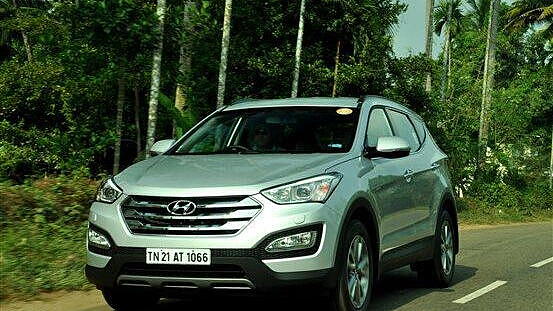 Hyundai  conducts monsoon car check-up