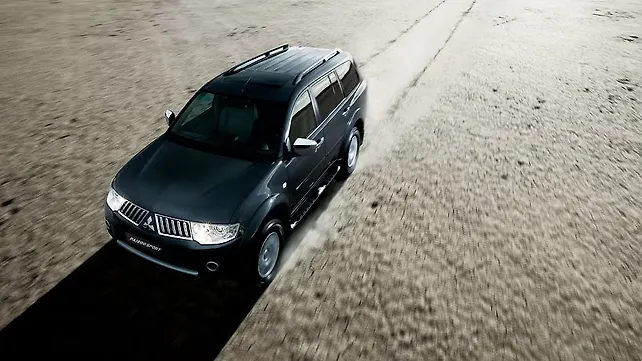 Mitsubishi to launch Pajero Sport with an automatic gearbox Mitsubishi to launch Pajero Sport with an automatic gearbox
