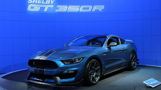 2015 New York Auto Show: Ford Mustang Shelby GT350R showcased