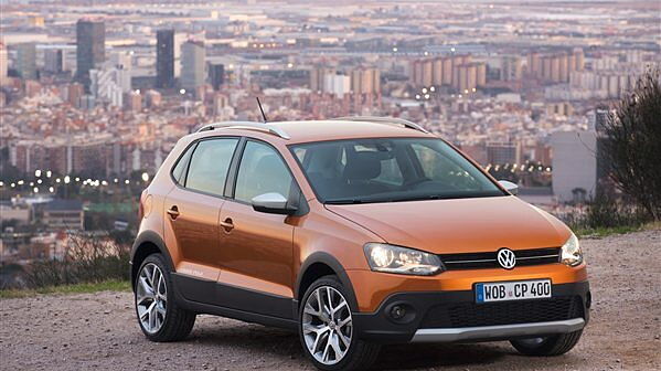 Volkswagen to bring facelifted Cross Polo at Geneva