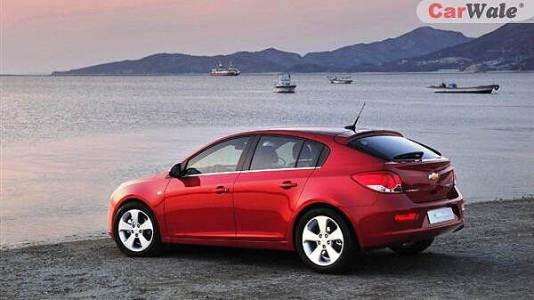 Chevrolet unveils the Cruze Hatch at Geneva Motorshow 2011. Car likely to come to India.