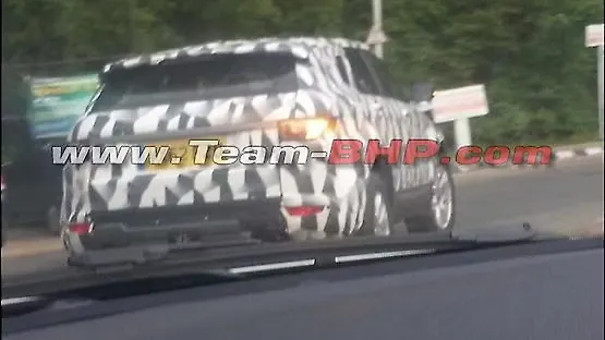 Range Rover Evoque XL spied in India Range Rover Evoque XL spied in India