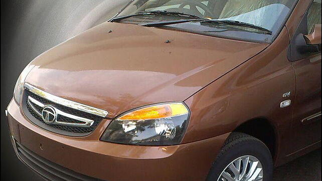 Facelifted Tata Indigo eCS spotted undisguised