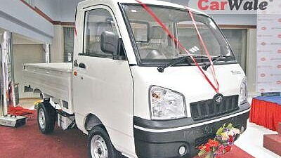 Mahindra launches the Maxximo Mini-truck in Nepal