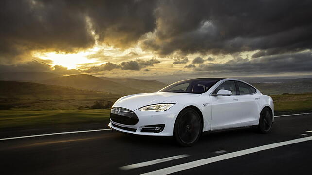Tesla Model S hits one billion electric miles
