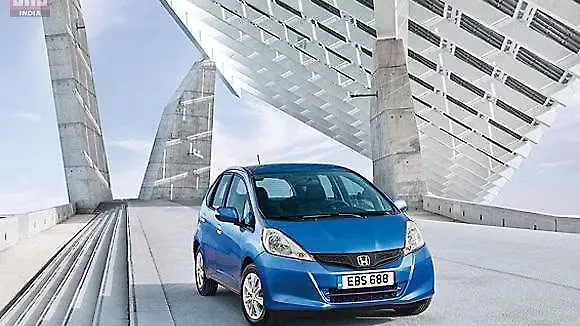 Honda to facelift the Jazz? See the likely facelift pictures Honda to facelift the Jazz? See the likely facelift pictures
