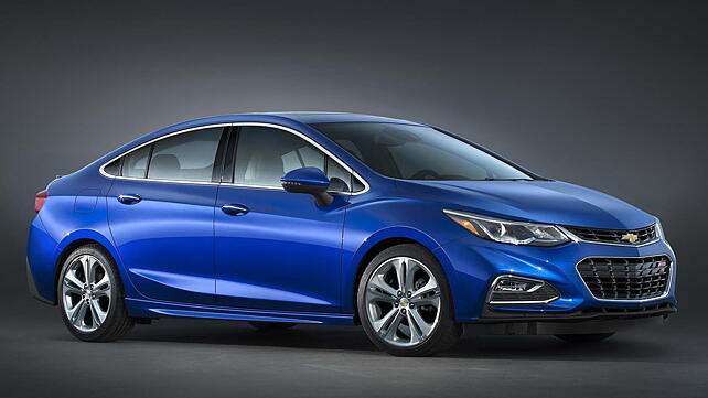 2016 Chevrolet Cruze revealed; sales in the US start next year