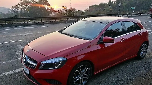 Mercedes-Benz plans to tackle competition with compact cars Mercedes-Benz plans to tackle competition with compact cars