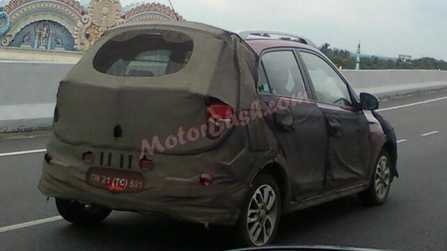 Hyundai Elite i20-based crossover spied testing for the first time