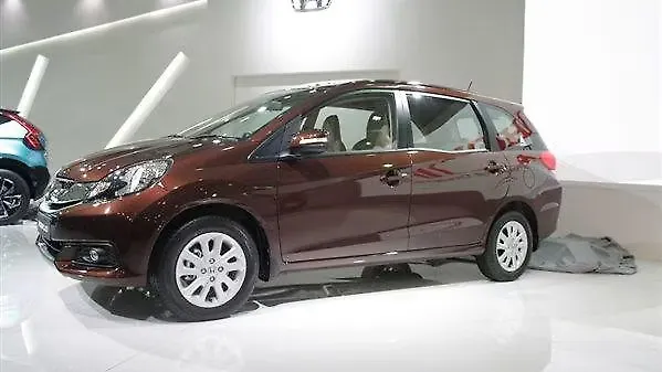 Honda Mobilio on display at a mall in Ghaziabad Honda Mobilio on display at a mall in Ghaziabad