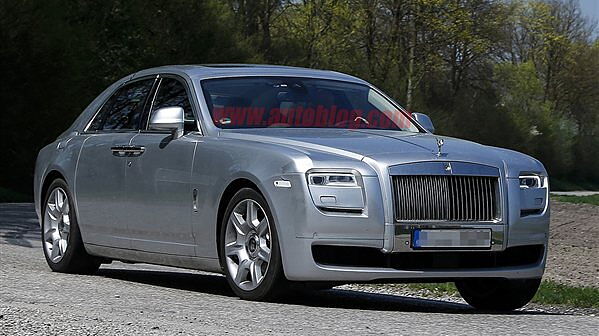 Facelifted Rolls Royce Ghost spotted testing 