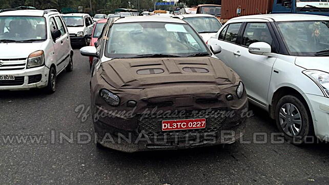 Next generation Hyundai i20 spied with LED tail lamps and rear disc brakes
