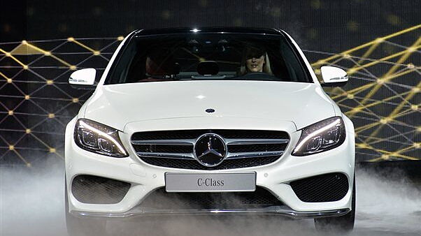 2015 Mercedes-Benz C-Class unveiled at the Detroit Motor Show