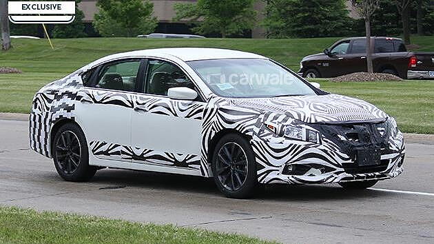 2016 Nissan Altima spotted testing