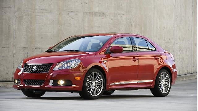 Suzuki Kizashi gets tangled in spider webs