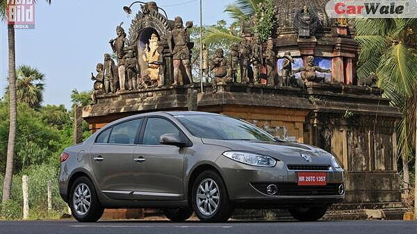 Renault Fluence E4 D launched