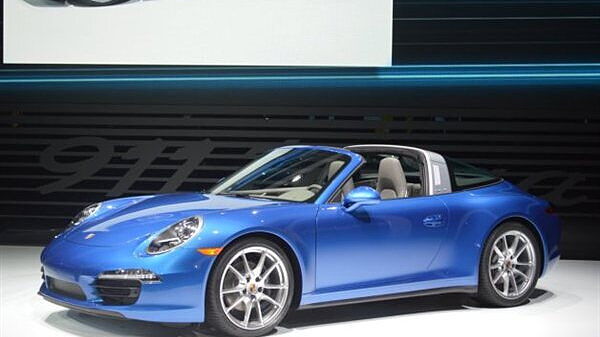 2014 Detroit Motor Show: Porsche 911 Targa goes topless 
