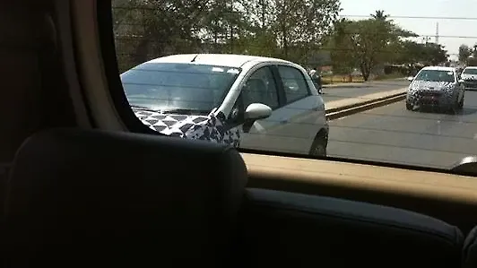 2014 Fiat Punto facelift spied in India for the first time 2014 Fiat Punto facelift spied in India for the first time