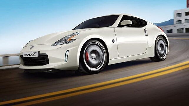 Facelifted Nissan 370Z unveiled ahead of Paris Motor Show 