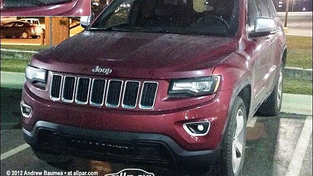 Facelifted Jeep Grand Cherokee spied