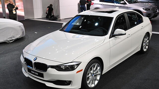 2013 Detroit Auto Show: BMW showcases 3-Series base variant