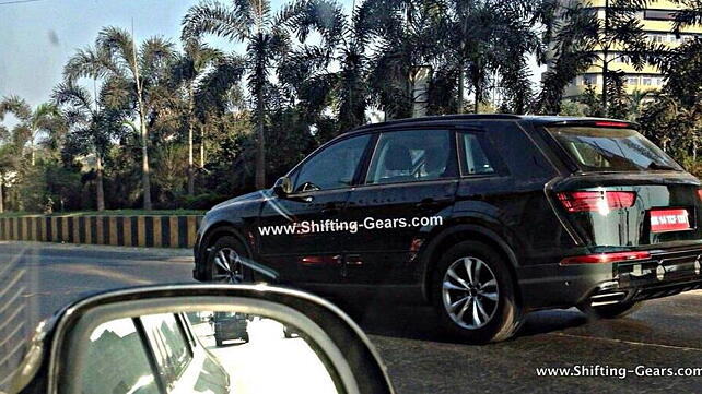 New Audi Q7 spied on test in India again