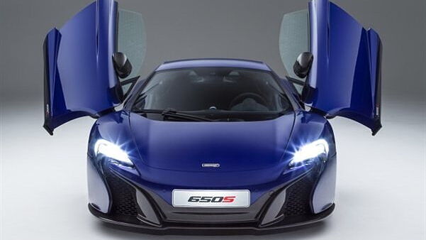 McLaren announces performance numbers and pricing for the new 650S