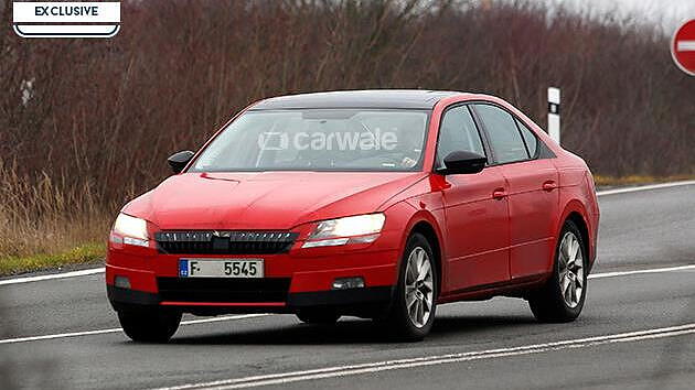 2015 Skoda Superb spied testing with negligible camouflage
