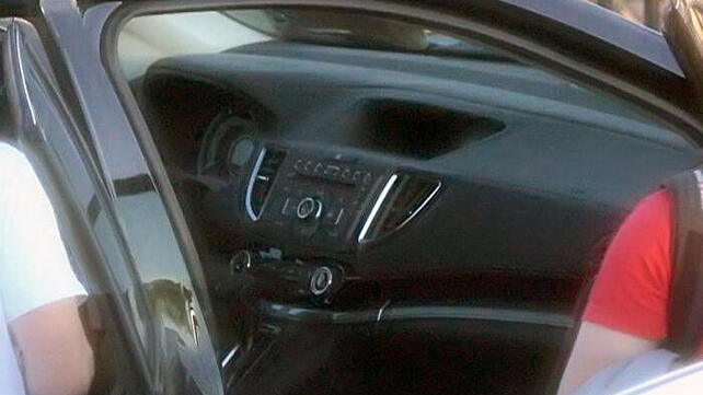 2015 Honda CR-V facelift interiors spied
