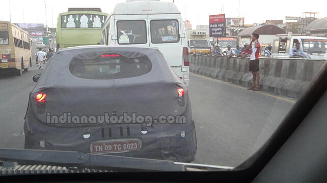 Next-generation variant of the Hyundai i20 spied 