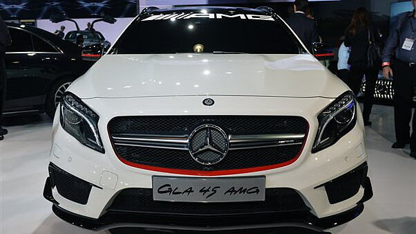 2013 LA Auto Show: Mercedes displays Concept GLA45 AMG 
