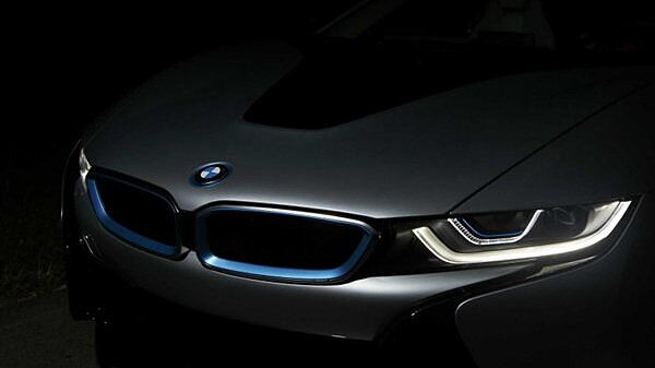 BMW starts production of laser headlight equipped i8