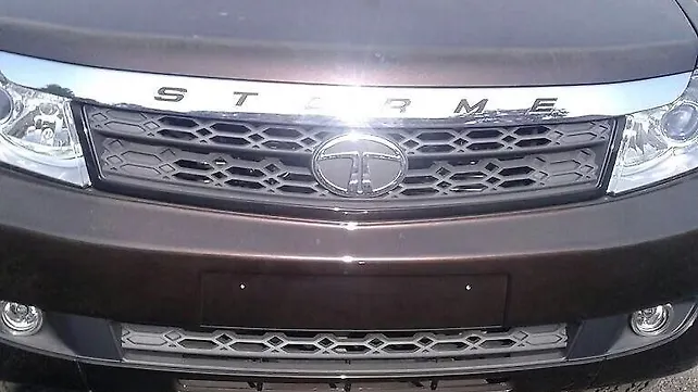 Tata Safari Storme facelift interior spied Tata Safari Storme facelift interior spied